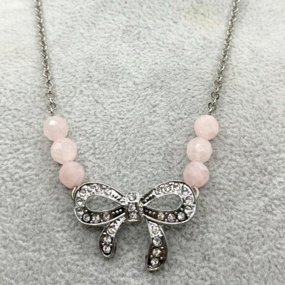 Vintage Jewelry - Vintage rhinestone bow pink semi precious bead necklace